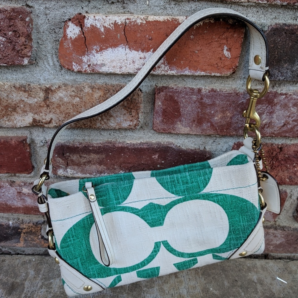 vitage coach logo purse
